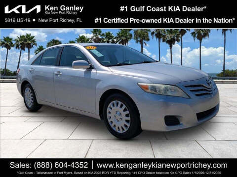 2010 Toyota Camry LE Photo