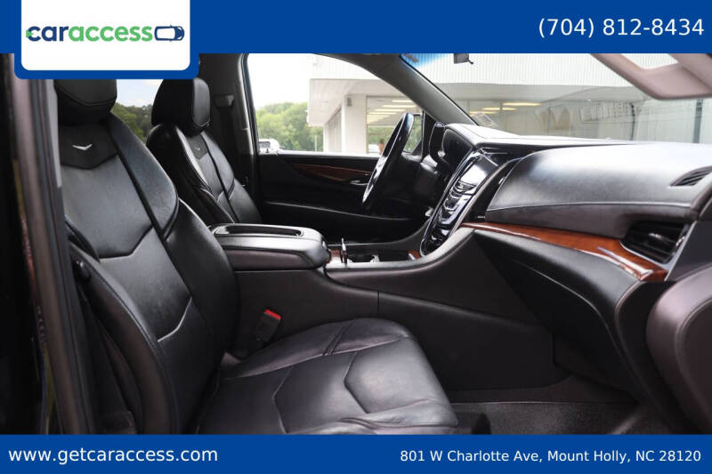 2018 Cadillac Escalade Luxury