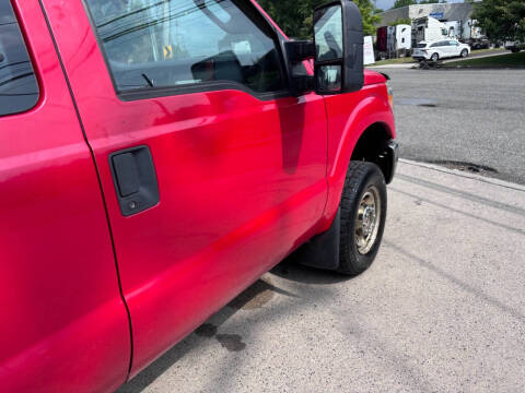 2011 Ford F-250 Super Duty XL