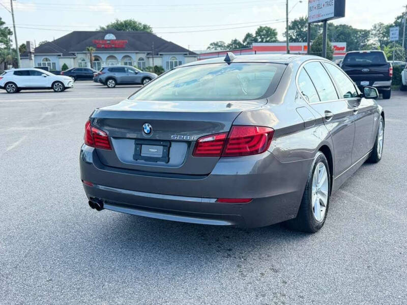 2013 BMW 5 Series 528i