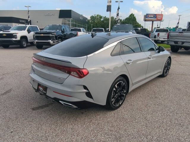 2023 Kia K5