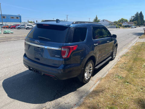 2017 Ford Explorer