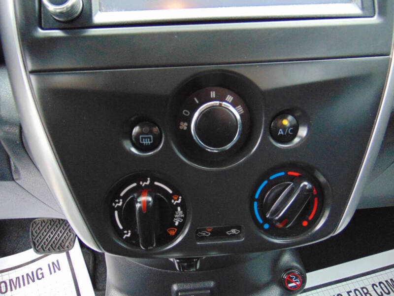 2019 Nissan Versa Note SV