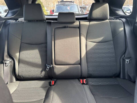 2024 Toyota RAV4 Hybrid SE