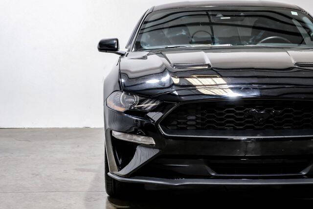 2021 Ford Mustang EcoBoost