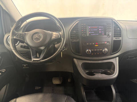 2016 Mercedes-Benz Metris Passenger