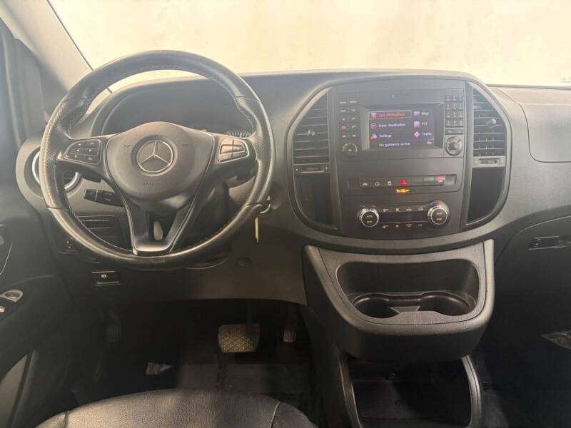 2016 Mercedes-Benz Metris Passenger