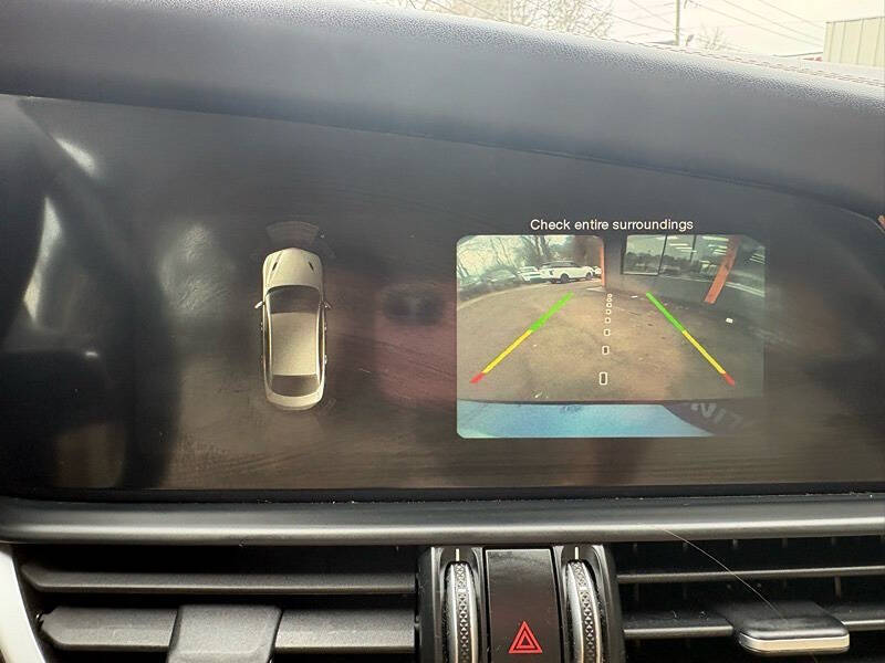 2017 Alfa Romeo Giulia Ti