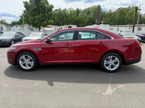 2014 Ford Taurus SEL