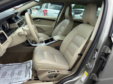 2015 Volvo XC70 T6 Premier Plus