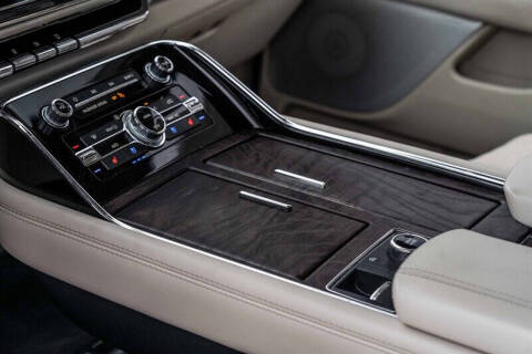 2019 Lincoln Navigator L Reserve