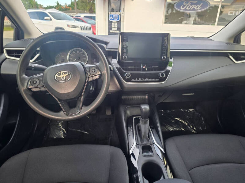 2020 Toyota Corolla LE