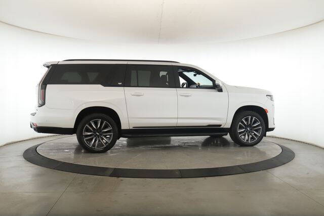 2022 Cadillac Escalade ESV Sport