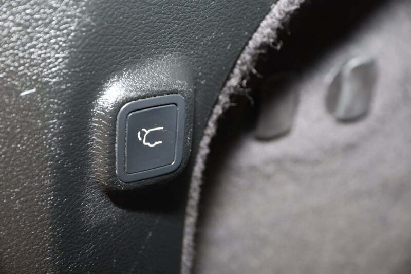 2019 Jeep Cherokee Overland