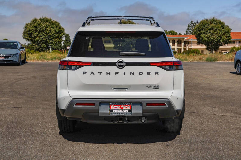 2026 Nissan Pathfinder Platinum