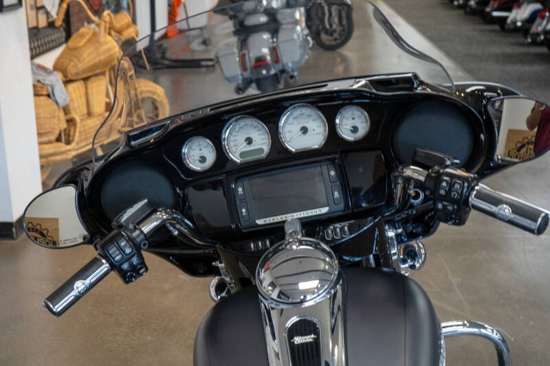 2016 Harley-Davidson Street Glide Special