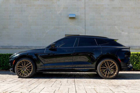 2025 Aston Martin DBX 707