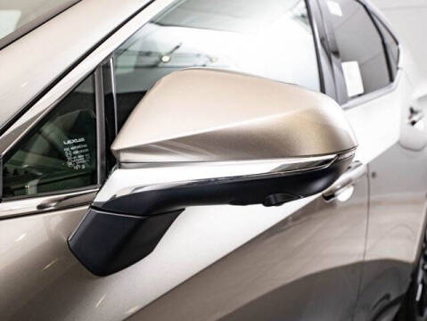 2026 Lexus NX 450h+ Luxury