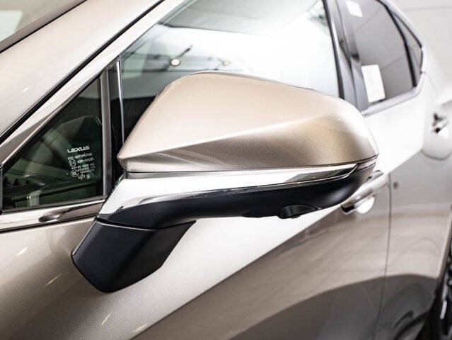 2026 Lexus NX 450h+ Luxury
