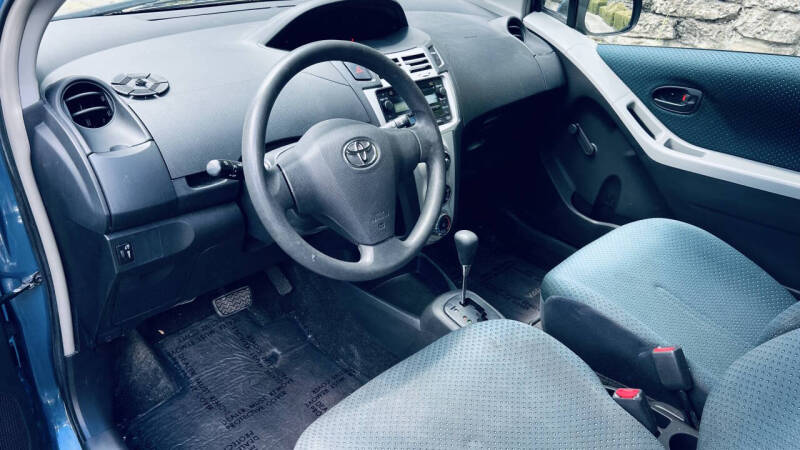 2014 Toyota Prius Two
