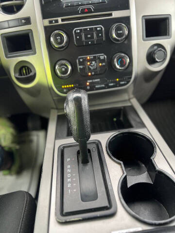 2017 Ford Expedition EL XLT