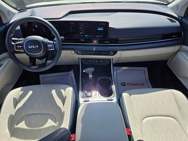 2025 Kia Carnival SX