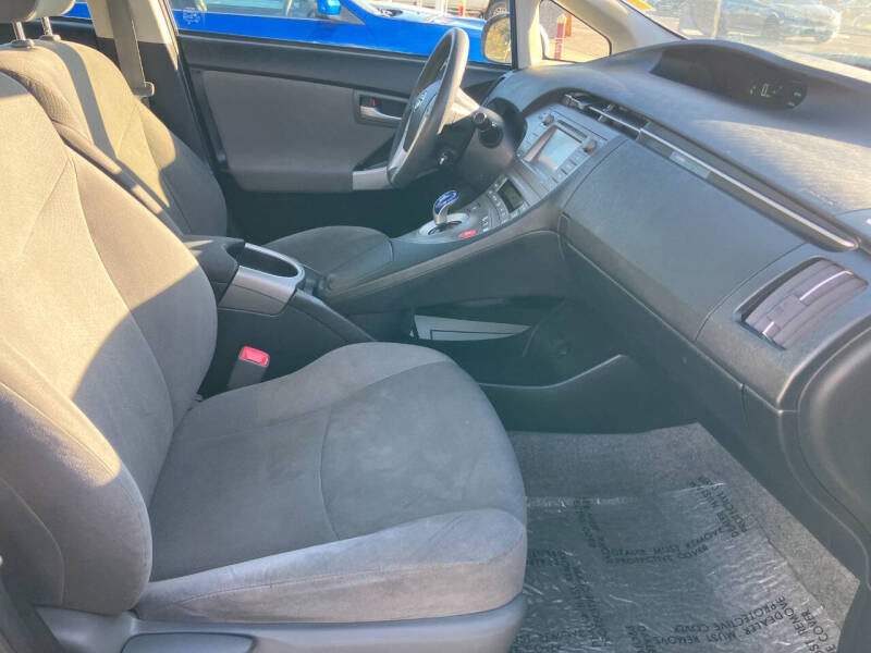 2013 Toyota Prius Two