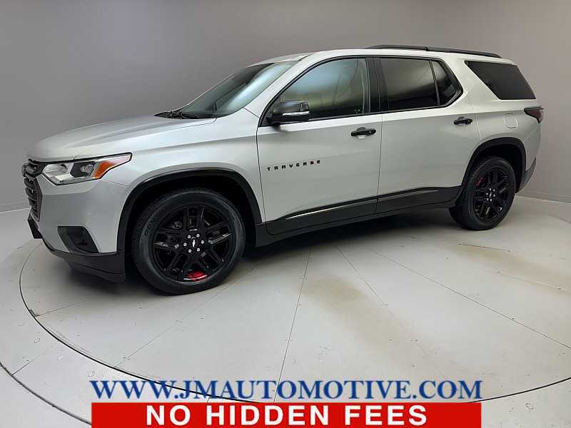 2021 Chevrolet Traverse Premier's photo