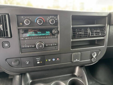 2023 Chevrolet Express 2500