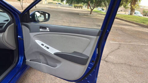 2013 Hyundai Accent GLS