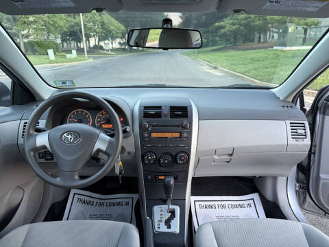 2010 Toyota Corolla LE