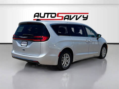 2024 Chrysler Pacifica Touring L