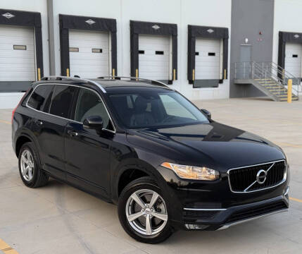 2016 Volvo XC90 T5 Momentum