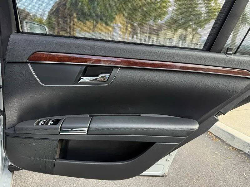 2010 Mercedes-Benz S-Class S 550