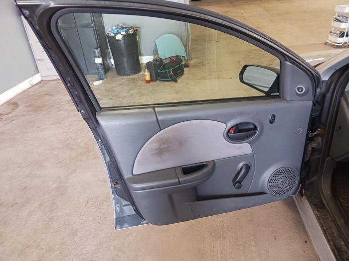2007 Saturn Ion 2