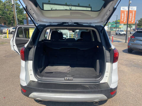 2019 Ford Escape SE