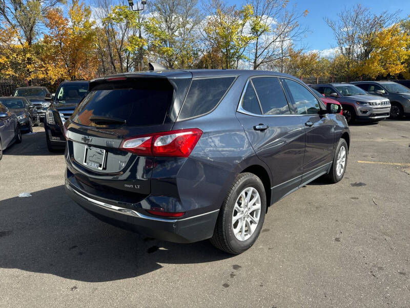 2018 Chevrolet Equinox LT photo 6