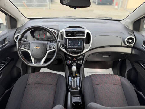 2017 Chevrolet Sonic LT Auto