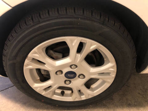 2016 Ford Fiesta SE