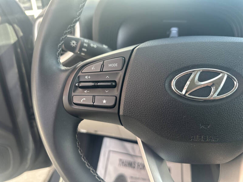 2025 Hyundai Venue SEL