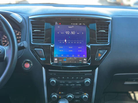 2013 Nissan Pathfinder SL