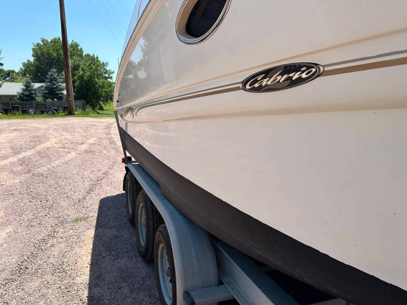 2001 Larson Boats CABRIO 270