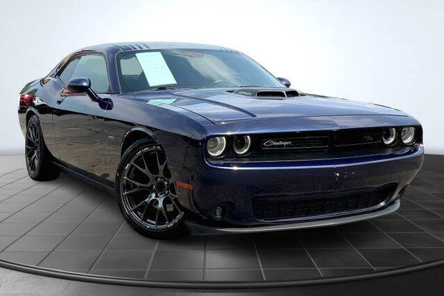 2017 Dodge Challenger R/T Plus
