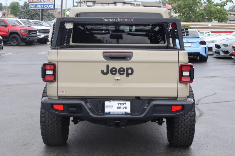 2020 Jeep Gladiator Overland