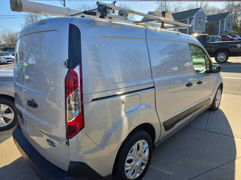 2022 Ford Transit Connect XLT