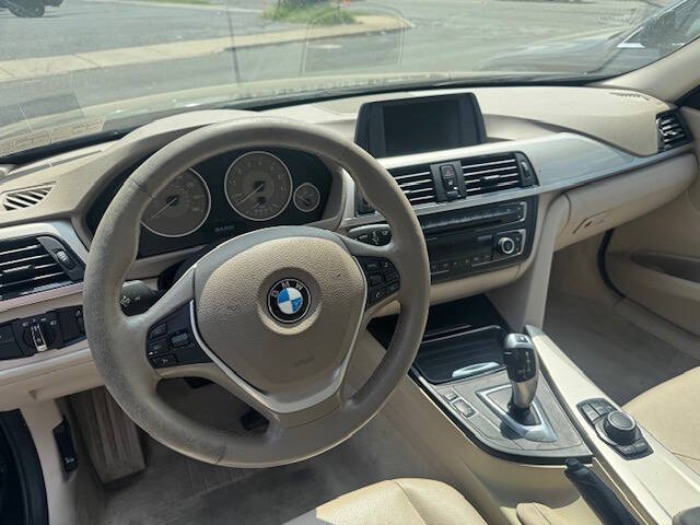 2012 BMW 3 Series 328i