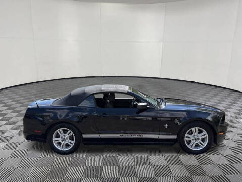 2014 Ford Mustang V6