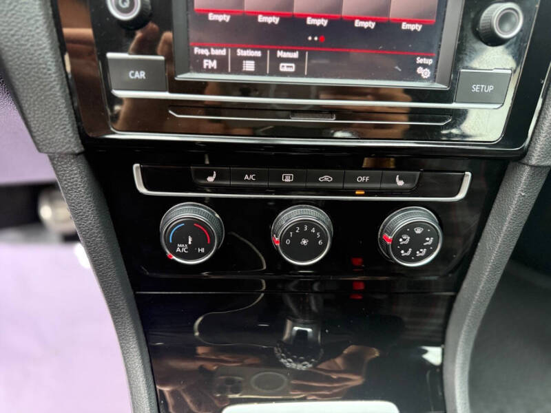 2018 Volkswagen Golf GTI S