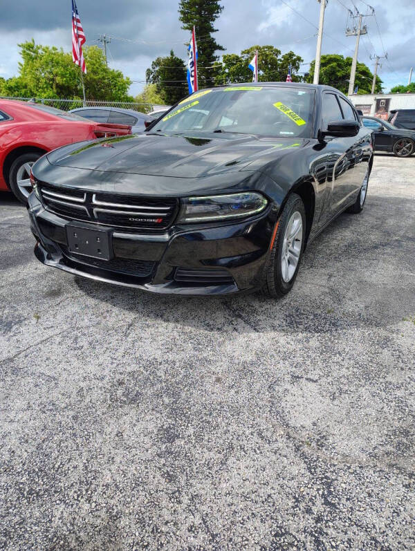 2016 Dodge Charger SE