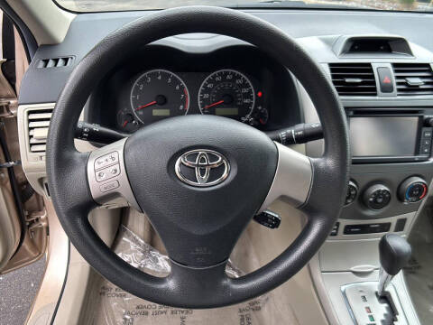 2013 Toyota Corolla LE